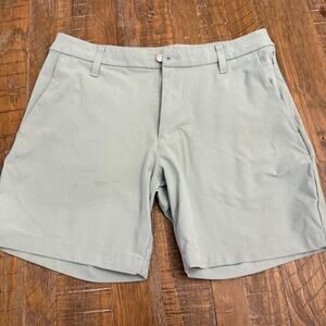 Lululemon sea foam green commission shorts wait 32 inseam 7